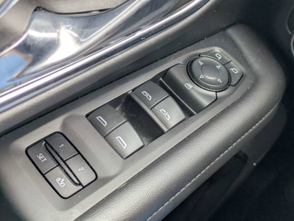 Used 2023 Chevrolet Tahoe LT AWD/4WD image 24