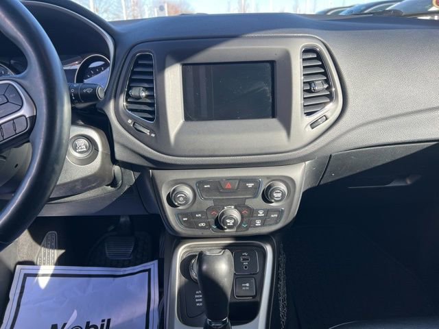 Used 2019 Jeep Compass Latitude w/ Popular Equipment Group image 16