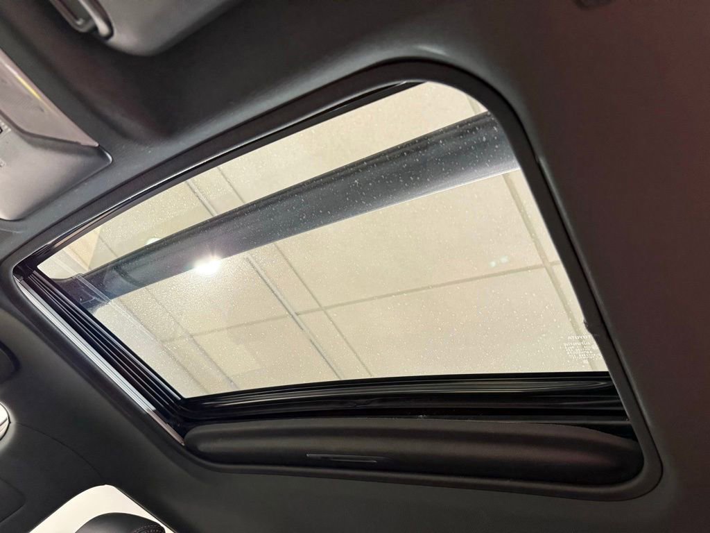 Used 2023 Toyota RAV4 XSE w/ Weather Package AWD/4WD image 18