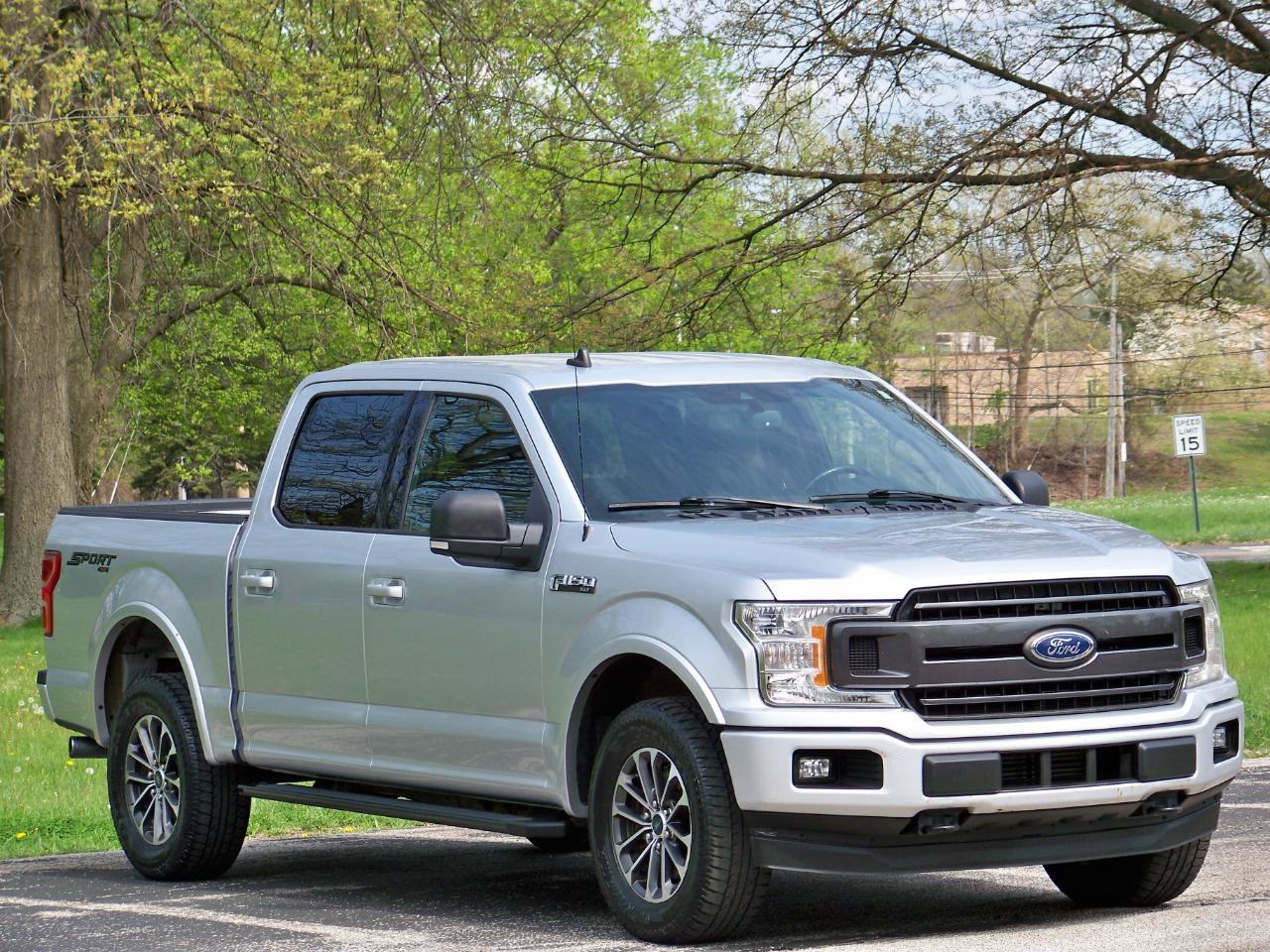 Used 2019 Ford F150 XLT w/ Equipment Group 302A Luxury AWD/4WD image 3