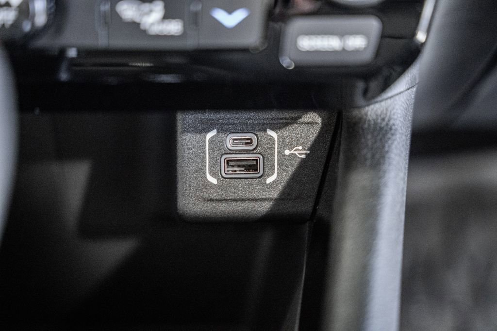 New 2026 Jeep Compass Limited image 24