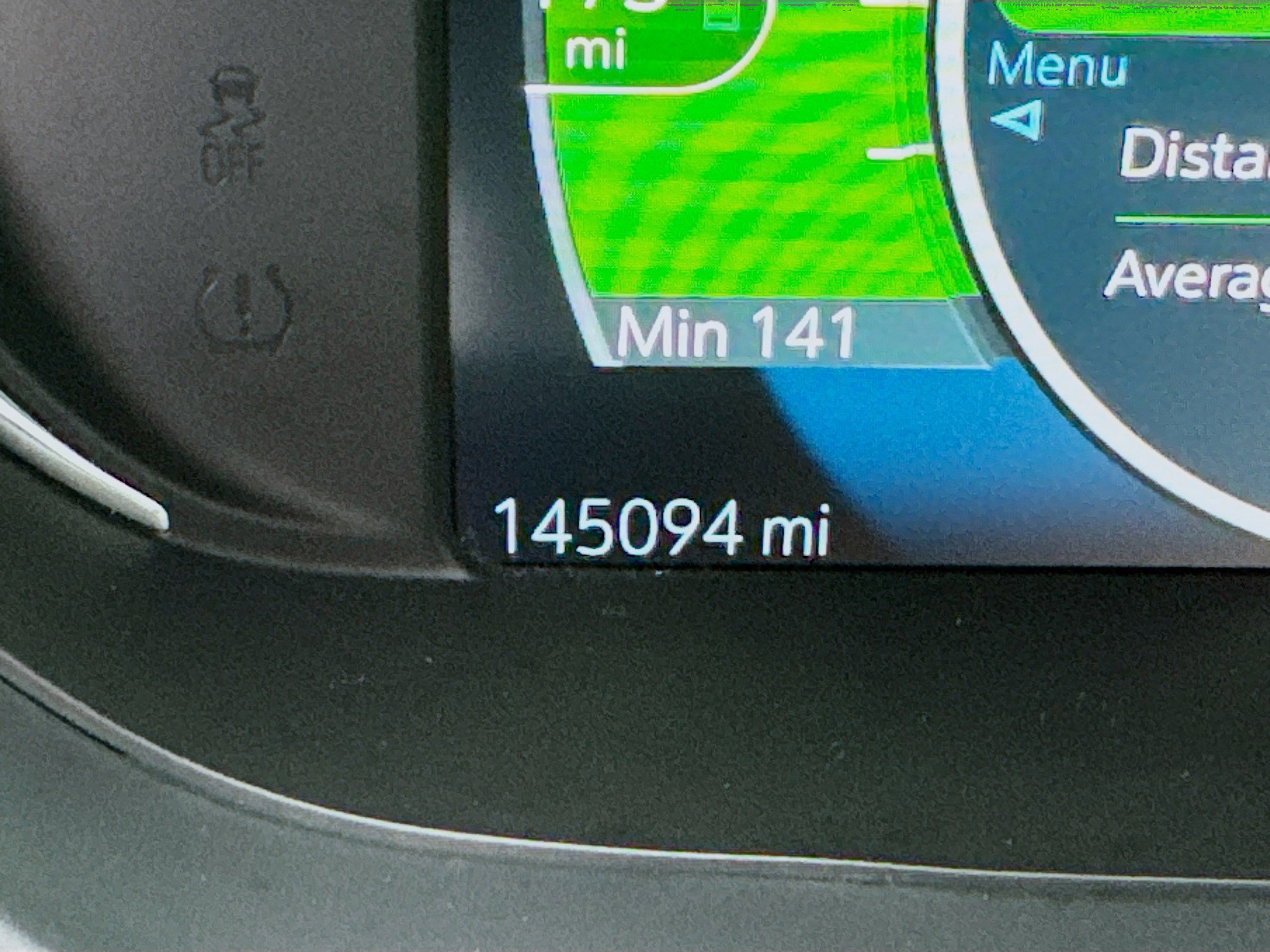 Used 2019 Chevrolet Bolt Premier w/ Infotainment Package image 8