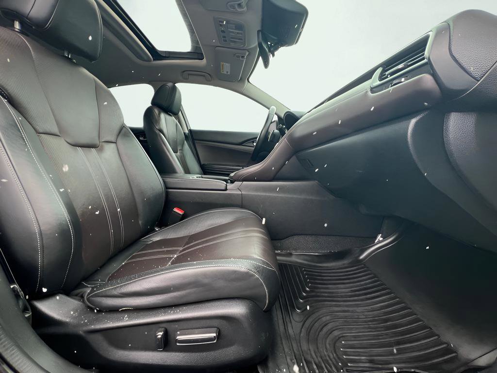 Used 2020 Honda Insight Touring image 29