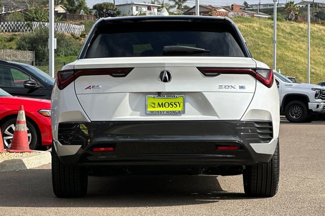 Used 2024 Acura ZDX A-Spec image 6