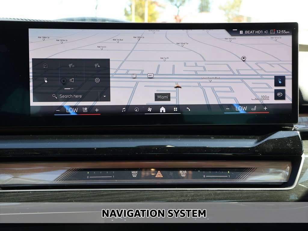 Used 2025 BMW i5 xDrive40 w/ Premium Package image 3