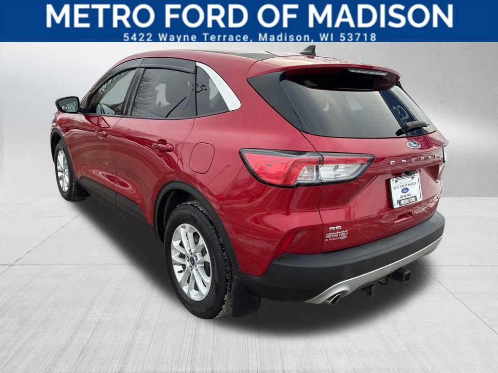 Used 2022 Ford Escape SE image 6