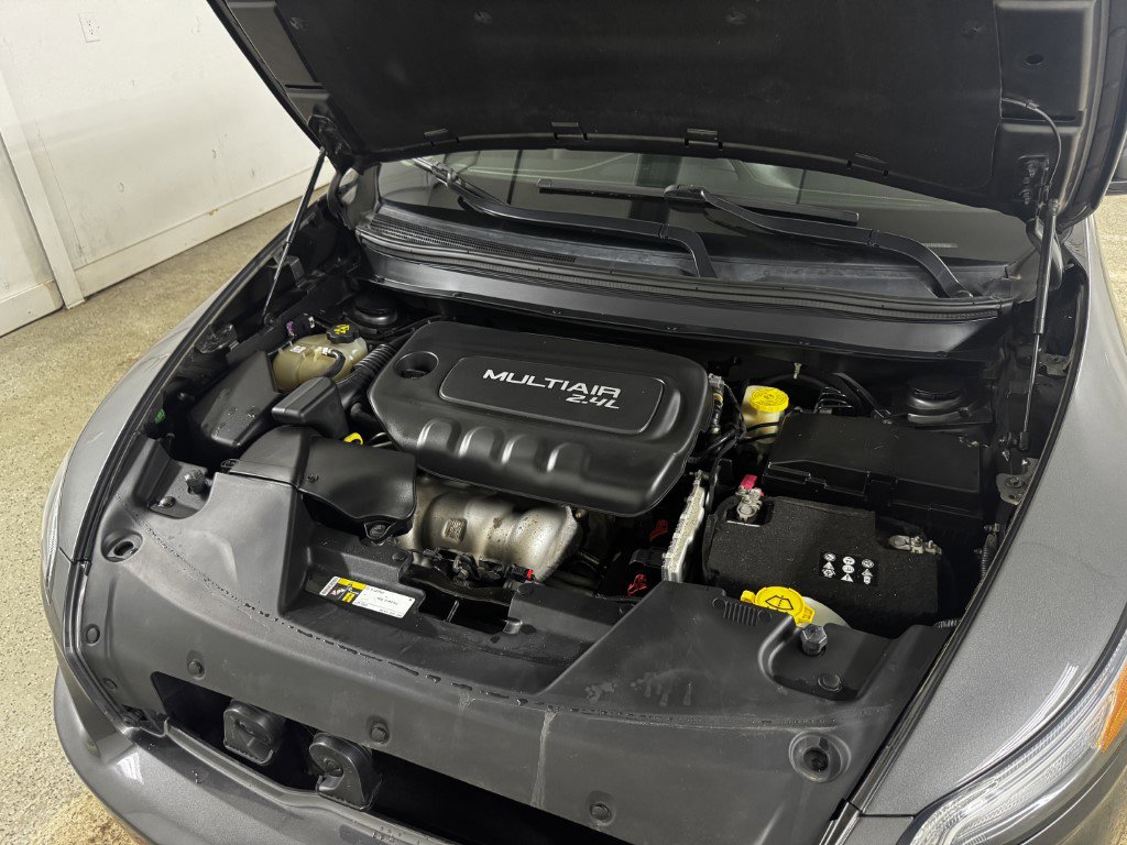 Used 2016 Jeep Cherokee Latitude w/ Comfort/Convenience Group image 88