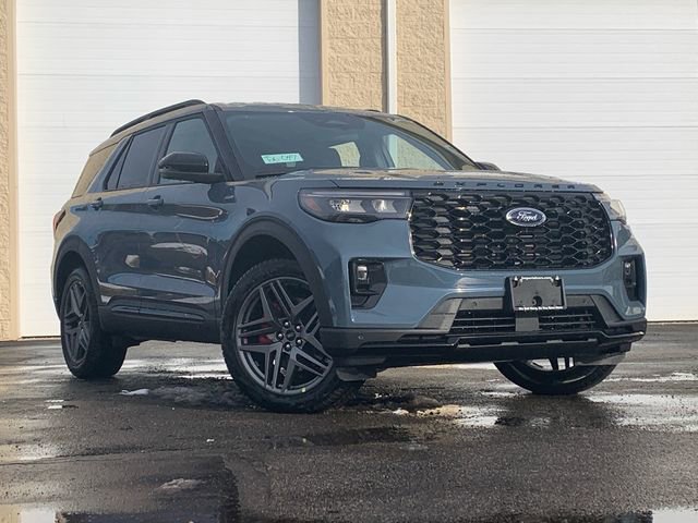 New 2026 Ford Explorer ST-Line w/ ST-Line Street Pack image 2