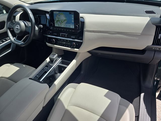 Certified 2025 Nissan Pathfinder SL w/ SL Premium Package FWD image 12