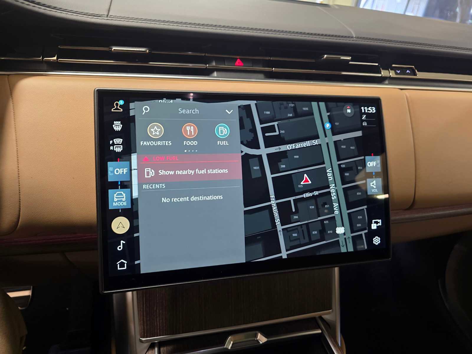 New 2026 Land Rover Range Rover SE image 28