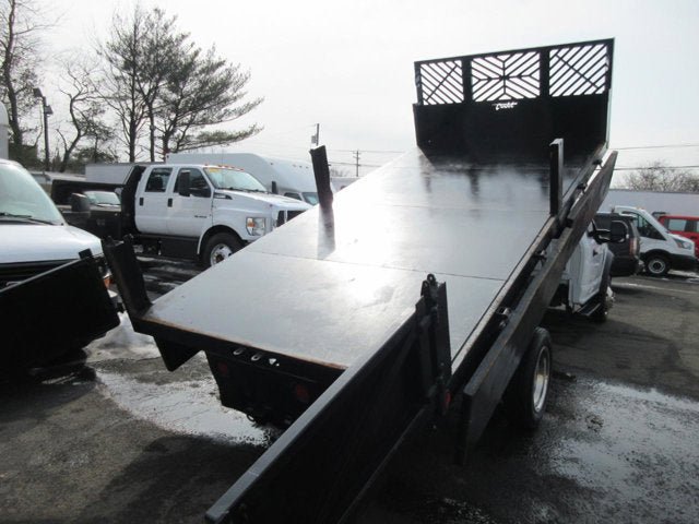 Used 2022 Ford F550 2WD Regular Cab Super Duty image 2