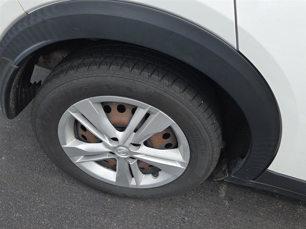 Certified 2023 Nissan Kicks S FWD image 16