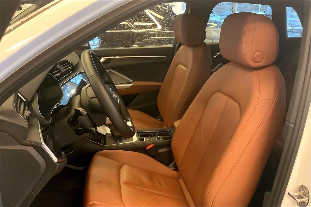 Certified 2024 Audi Q3 2.0T Premium image 8