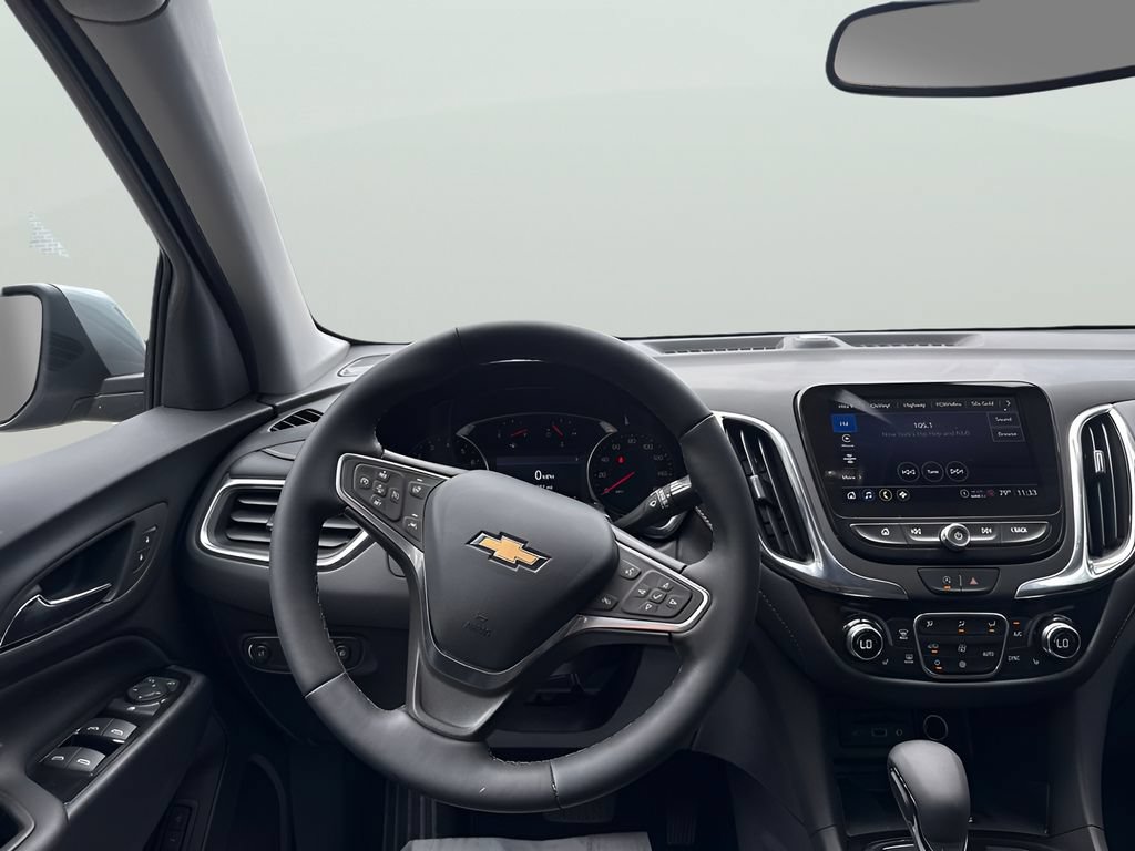 Used 2023 Chevrolet Equinox Premier AWD/4WD image 21