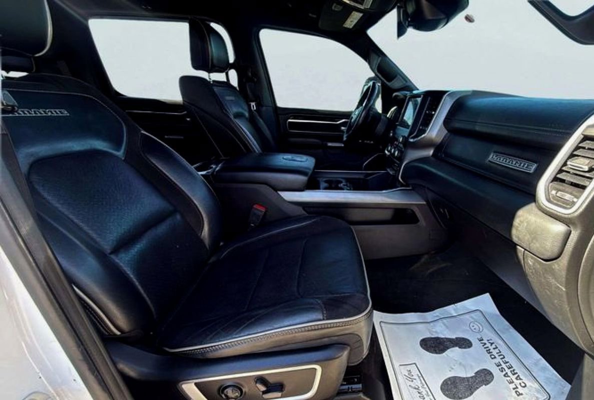 Used 2021 RAM 1500 Laramie w/ Sport Appearance Package image 12