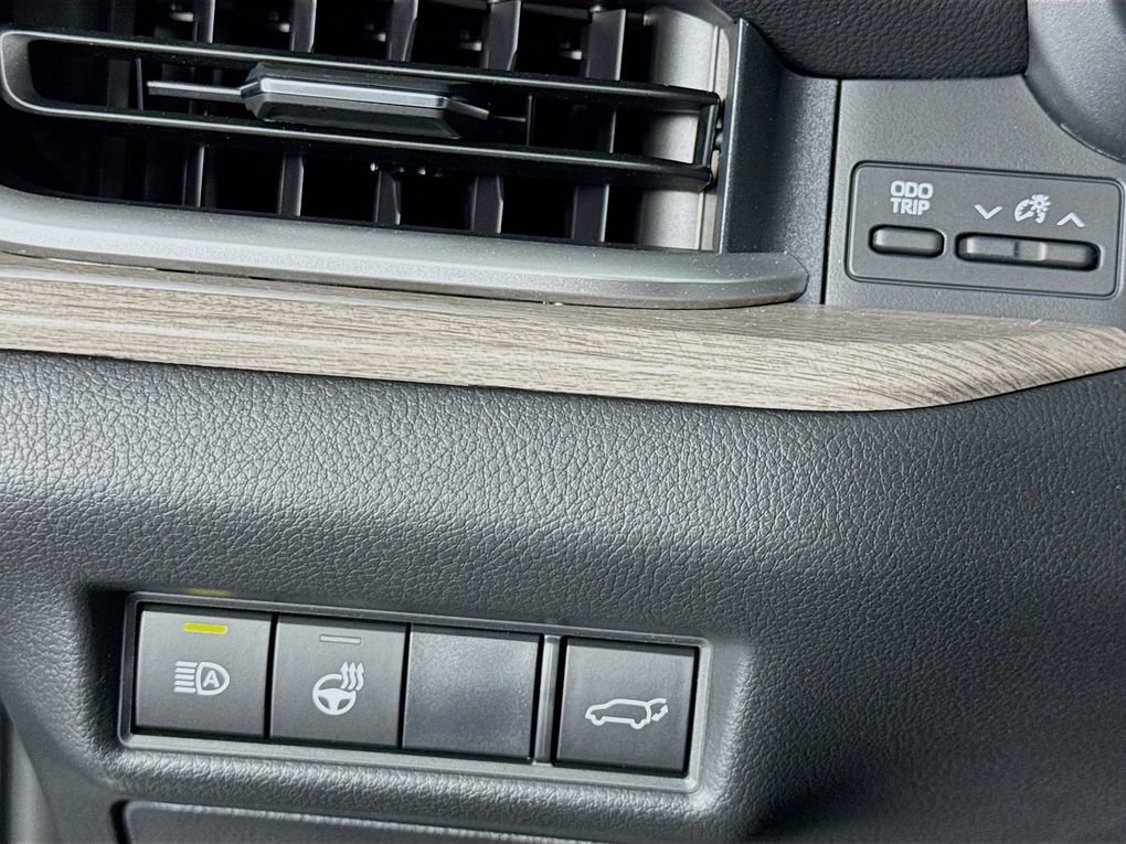 New 2026 Toyota Grand Highlander Limited image 13