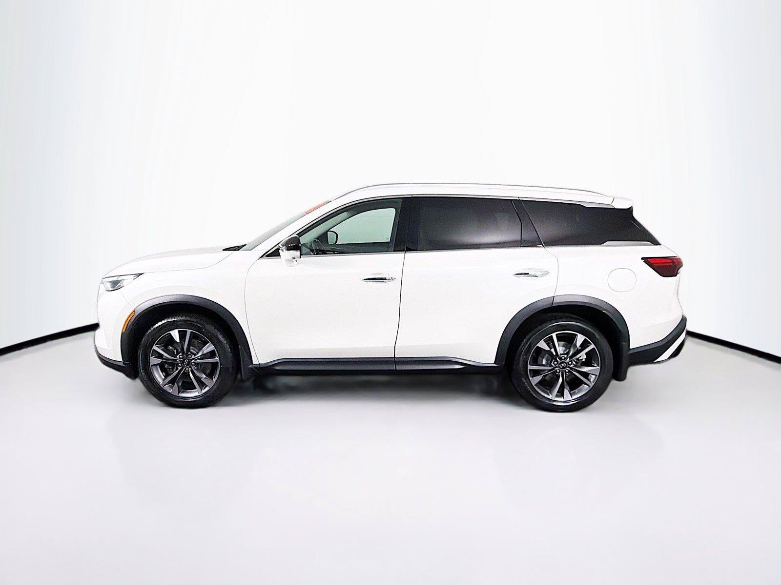 Used 2023 INFINITI QX60 Luxe w/ Cargo Package AWD/4WD image 8