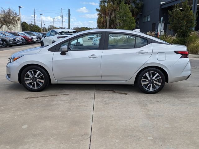 Used 2023 Nissan Versa SV image 9