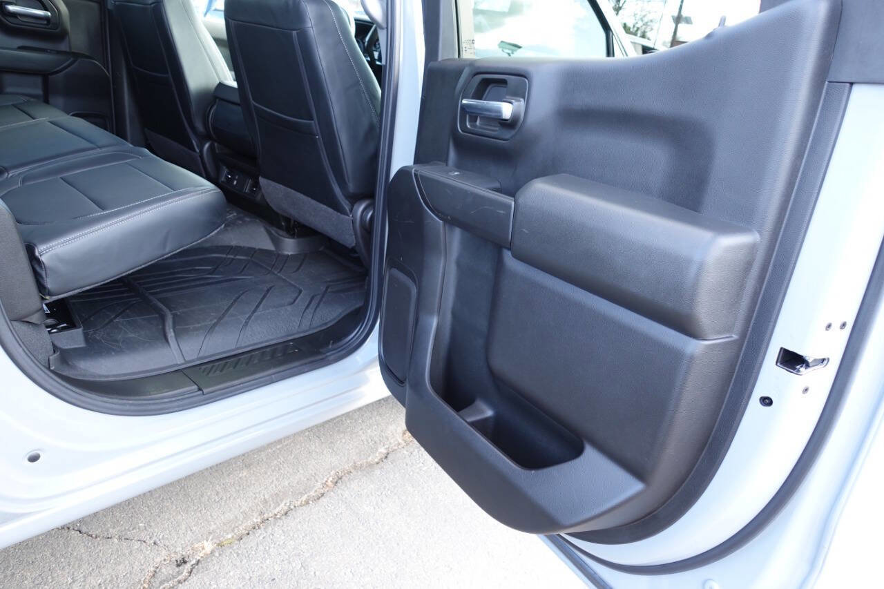 Used 2024 Chevrolet Silverado 1500 Custom AWD/4WD image 28