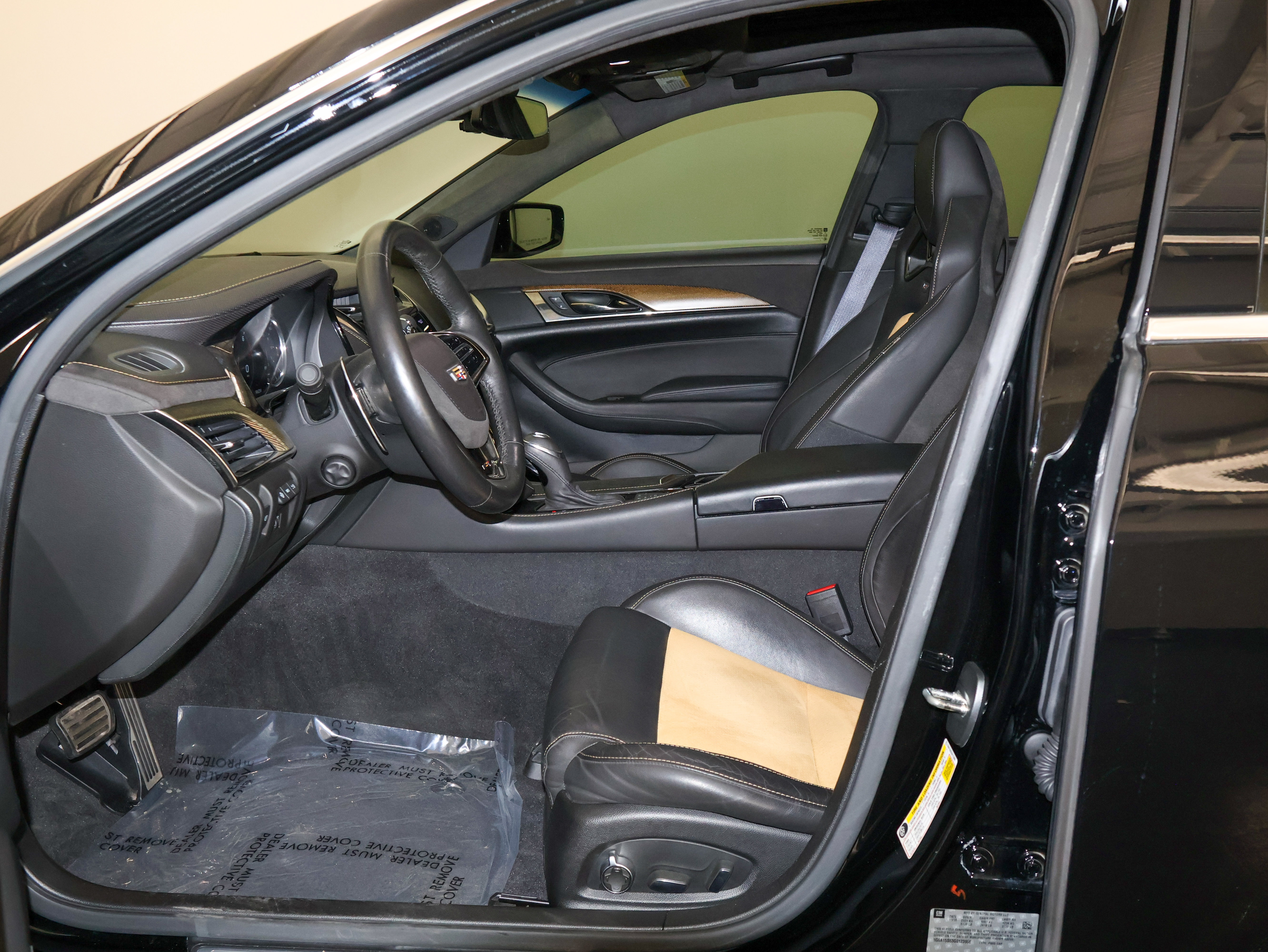 Used 2016 Cadillac CTS V w/ Carbon Fiber Package RWD image 12