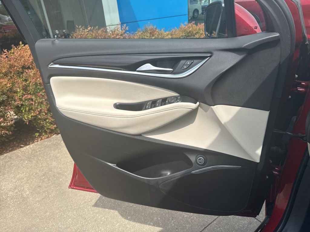 Used 2023 Buick Enclave Essence w/ Experience Buick Package image 24