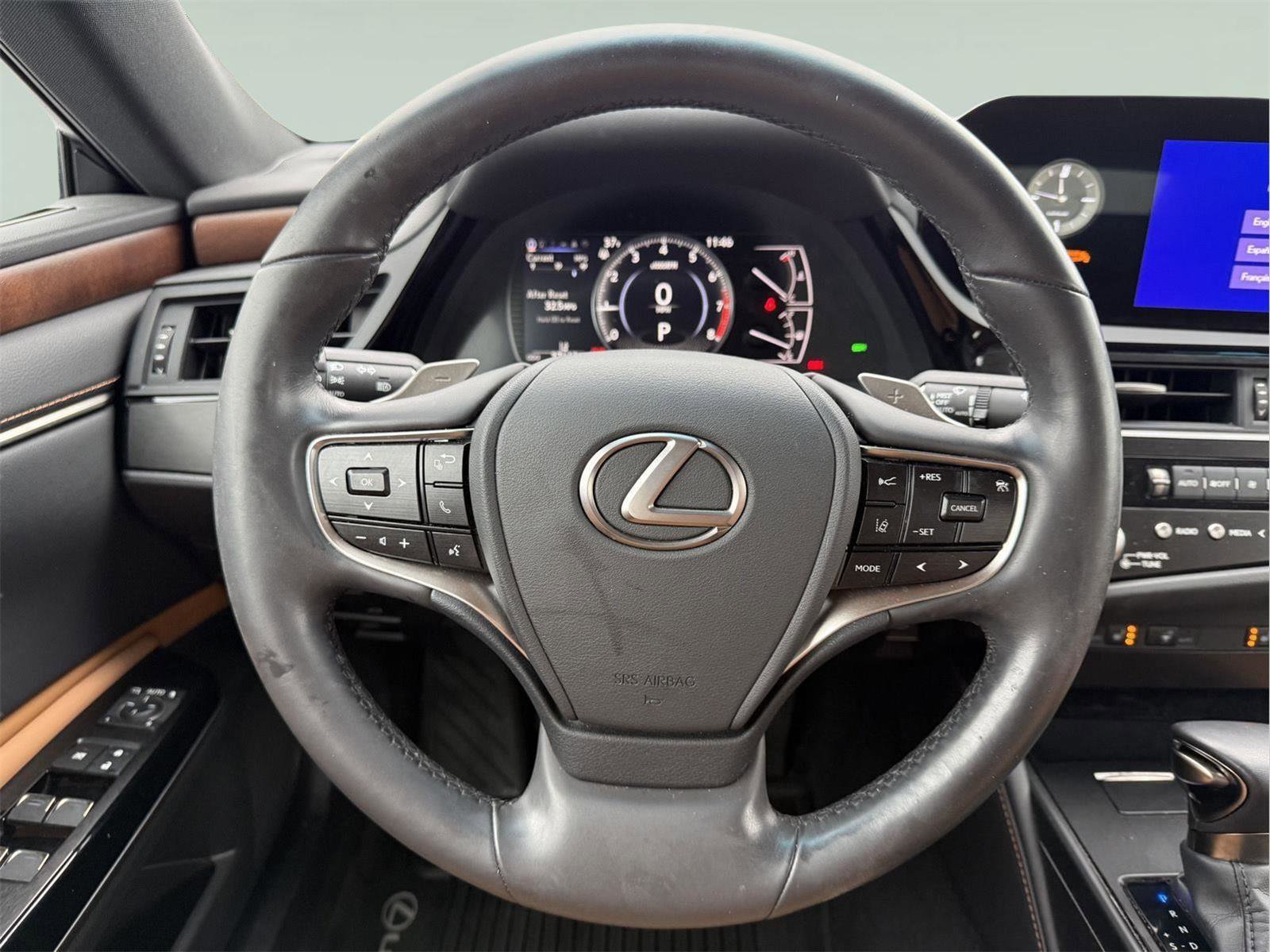 Certified 2023 Lexus ES 250 w/ Premium Package image 14