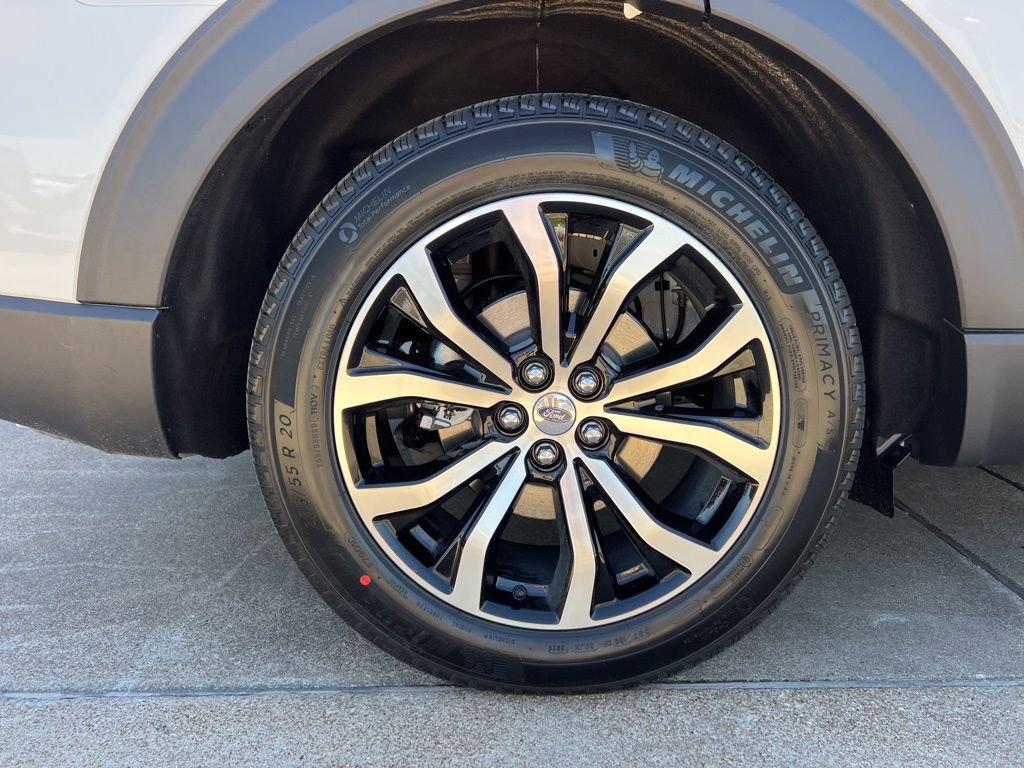 New 2026 Ford Explorer ST-Line w/ Premium Package image 8