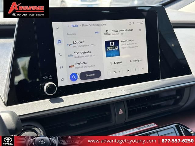 Used 2025 Toyota Prius Plug-In Hybrid FWD image 31