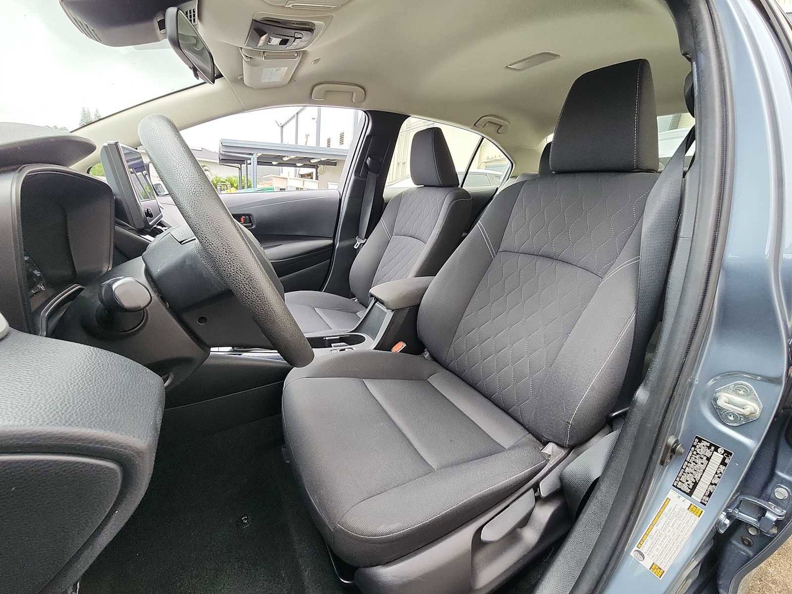 Used 2023 Toyota Corolla LE image 12