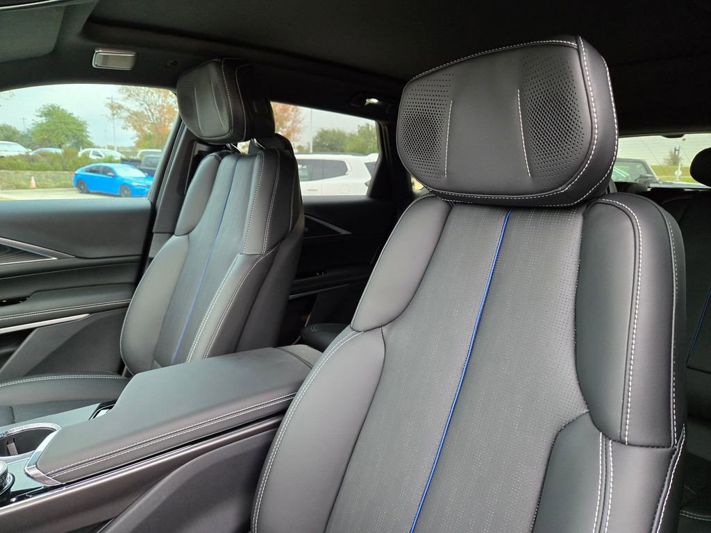 New 2026 Cadillac Lyriq Premium Sport w/ LPO, Floor Liner Package image 28