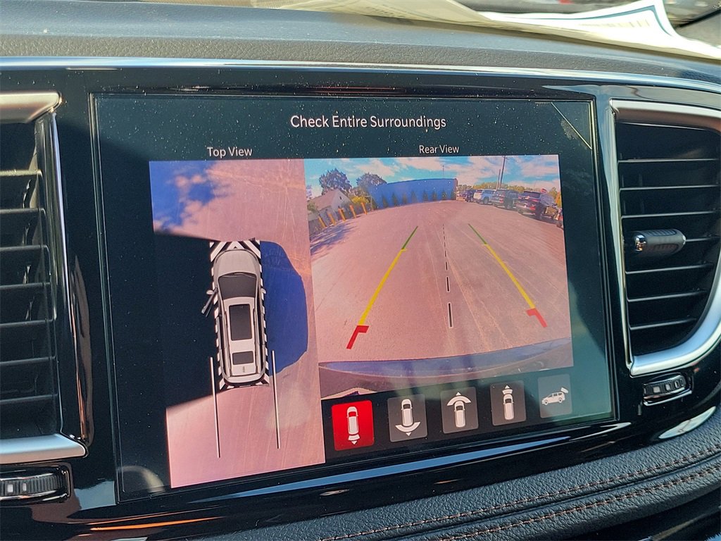 New 2026 Chrysler Pacifica Pinnacle image 33