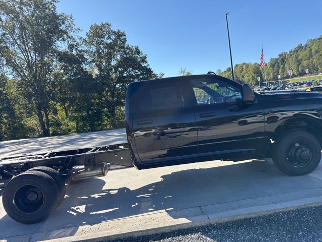 New 2026 RAM 3500 Tradesman image 3
