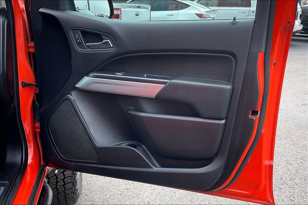 Used 2019 Chevrolet Colorado ZR2 w/ ZR2 Dusk Special Edition AWD/4WD image 30