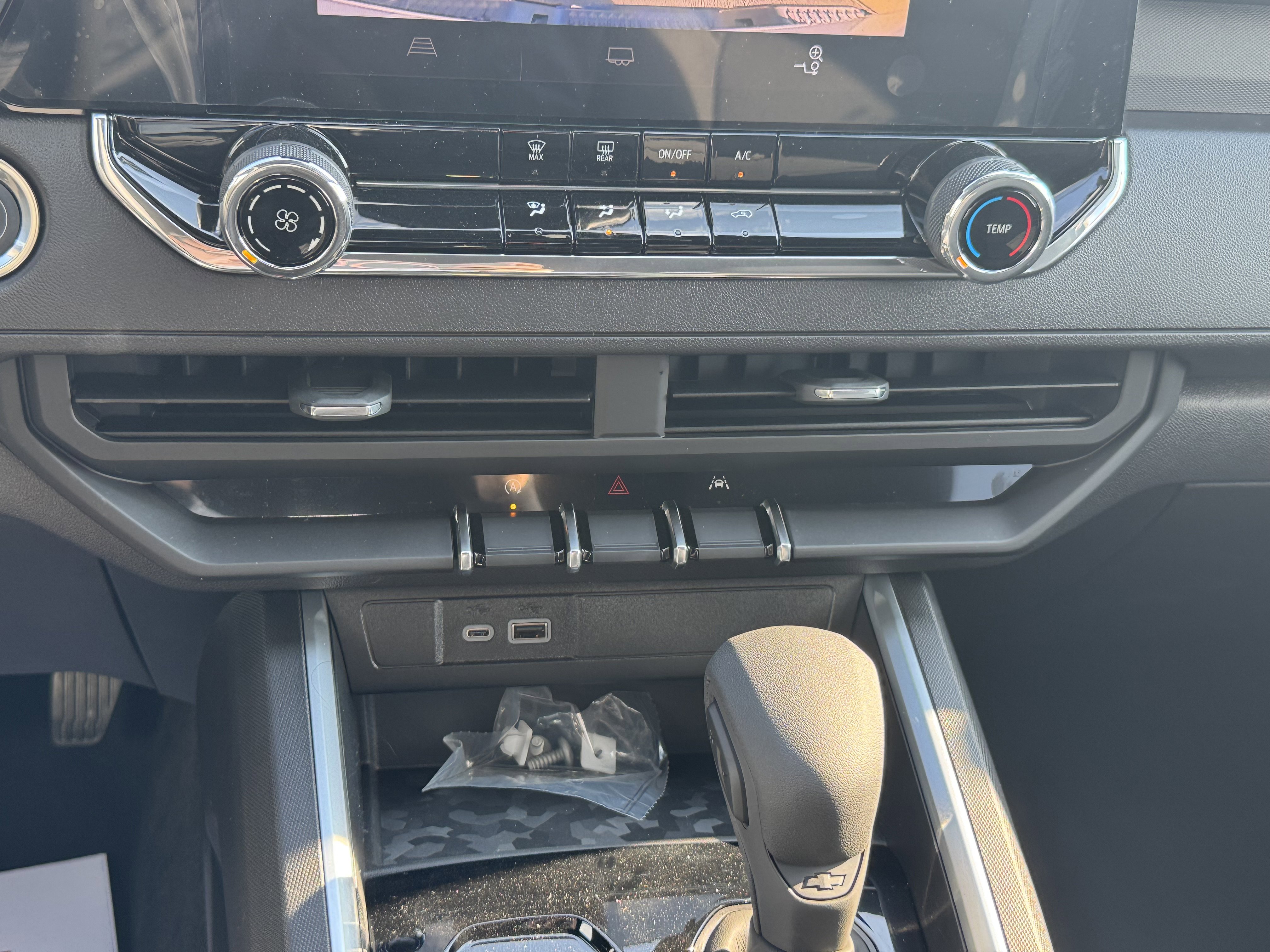 New 2026 Chevrolet Colorado W/T image 16