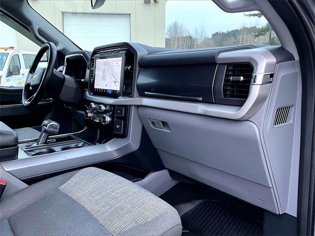 Used 2023 Ford F150 Lightning XLT image 17