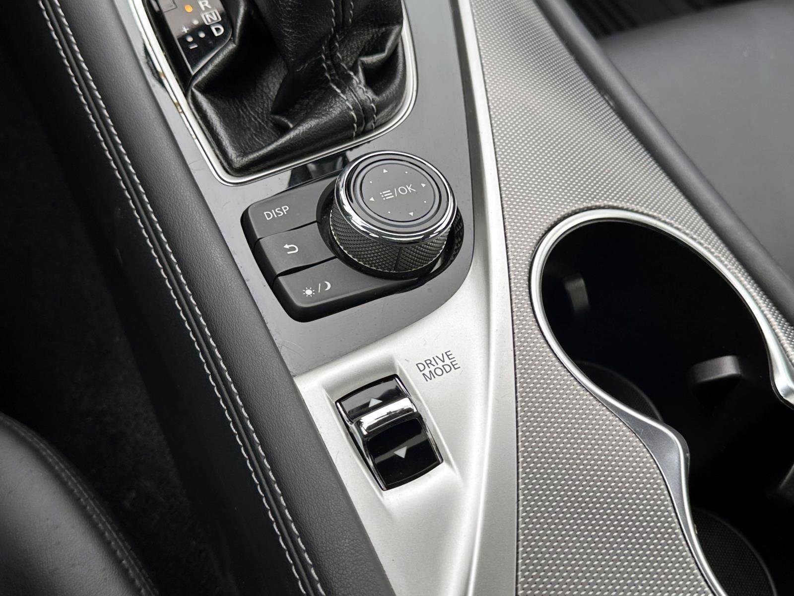 Used 2015 INFINITI Q50 Premium image 27