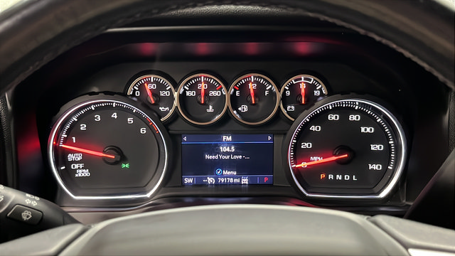 Used 2021 Chevrolet Silverado 1500 LT Trail Boss w/ Convenience Package II AWD/4WD image 17