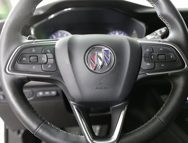 Used 2022 Buick Envision Avenir w/ Technology Package II image 5