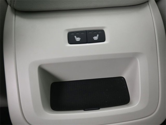 Used 2024 Volvo XC60 B5 Plus image 21