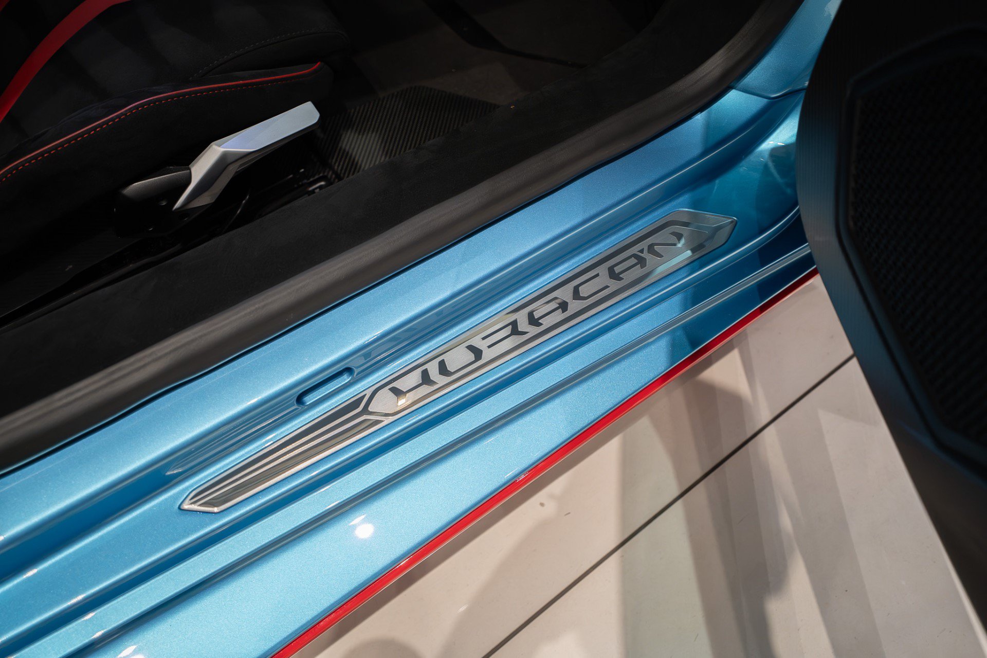 Used 2023 Lamborghini Huracan STO RWD image 24