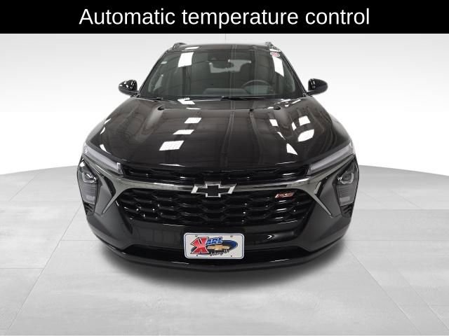 Certified 2025 Chevrolet Trax RS w/ Driver Confidence Package image 9