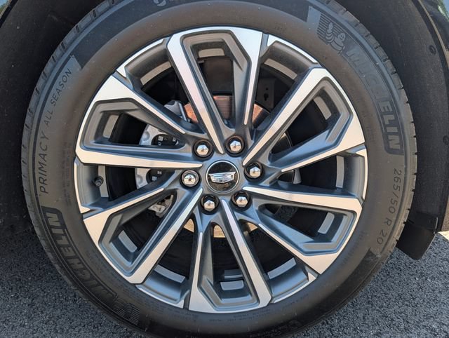 Used 2024 Cadillac Lyriq Sport w/ LPO, Floor Liner Package AWD/4WD image 9