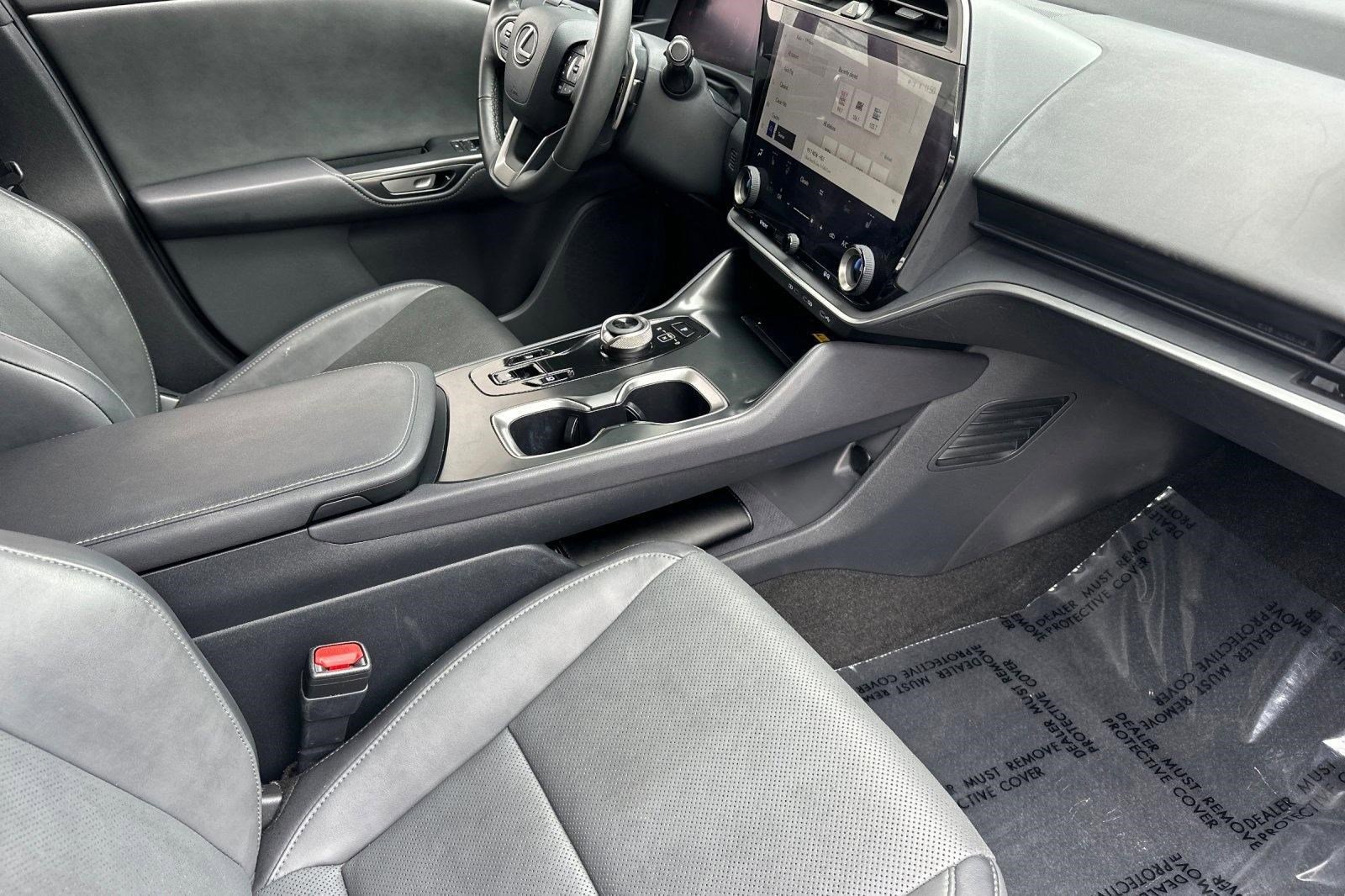 Used 2024 Lexus RZ 300e Premium FWD image 32