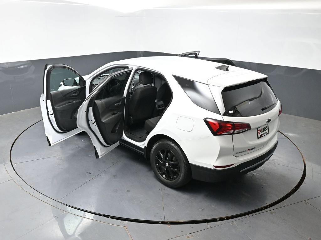 Used 2022 Chevrolet Equinox LT w/ LPO, Floor Liner Package FWD image 58