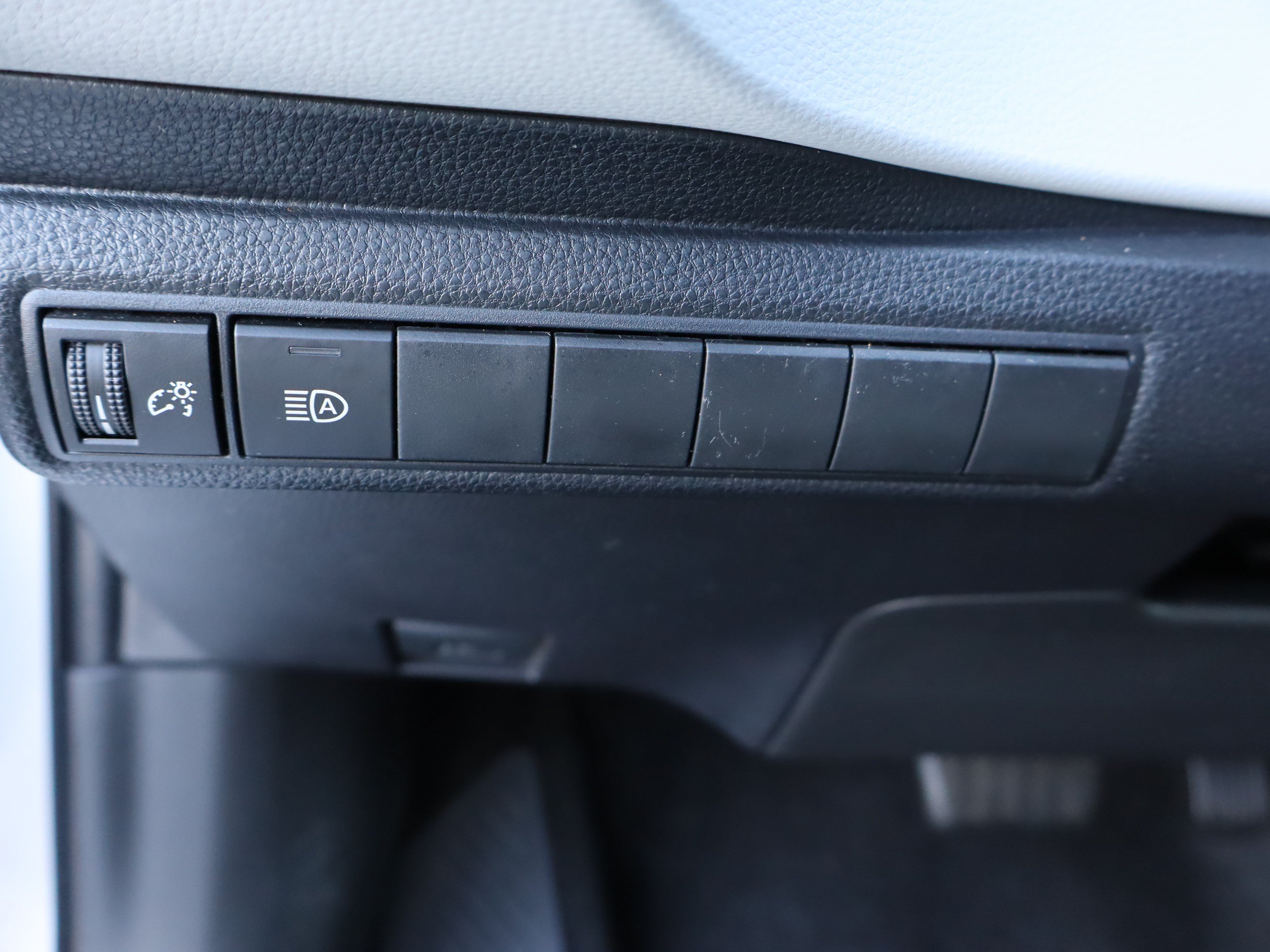 Used 2024 Toyota Corolla XSE FWD image 18