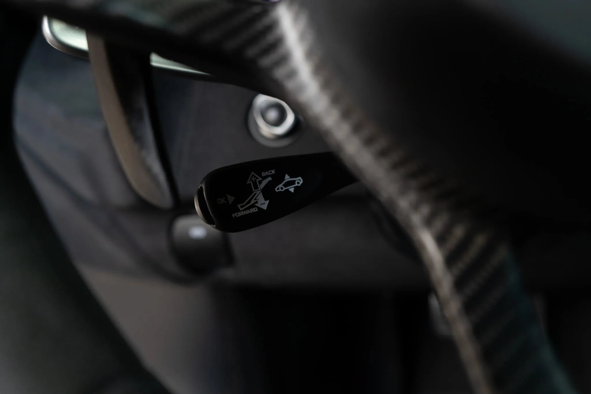 Used 2020 McLaren 620R RWD image 55