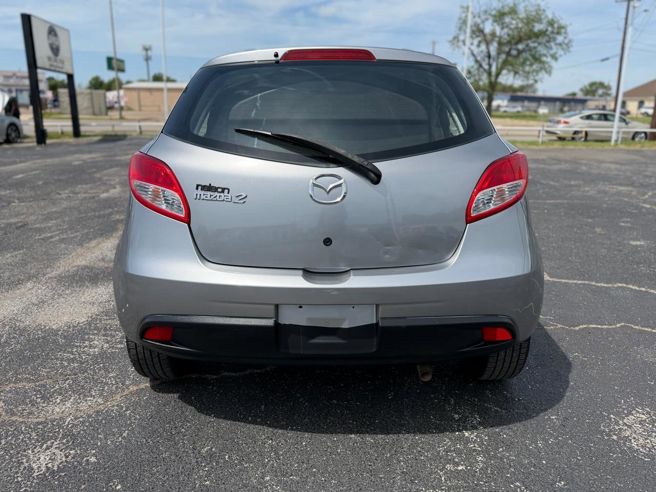 Used 2013 MAZDA MAZDA2 Sport image 6