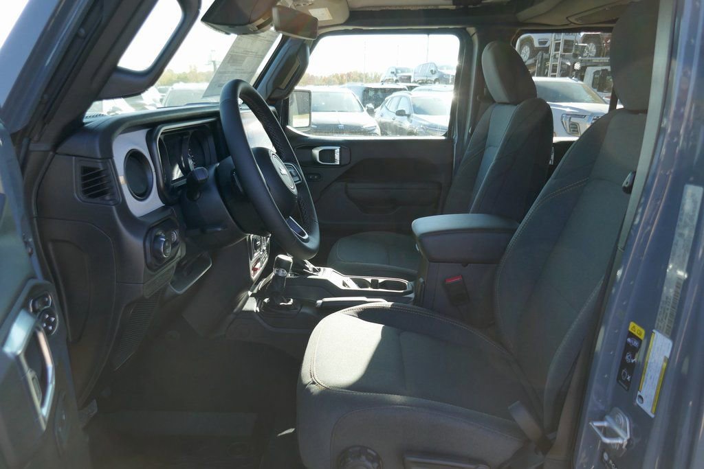 New 2026 Jeep Gladiator Willys image 16