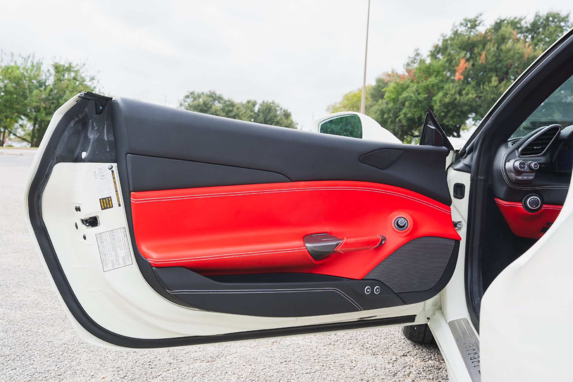 Used 2018 Ferrari 488 Spider RWD image 54