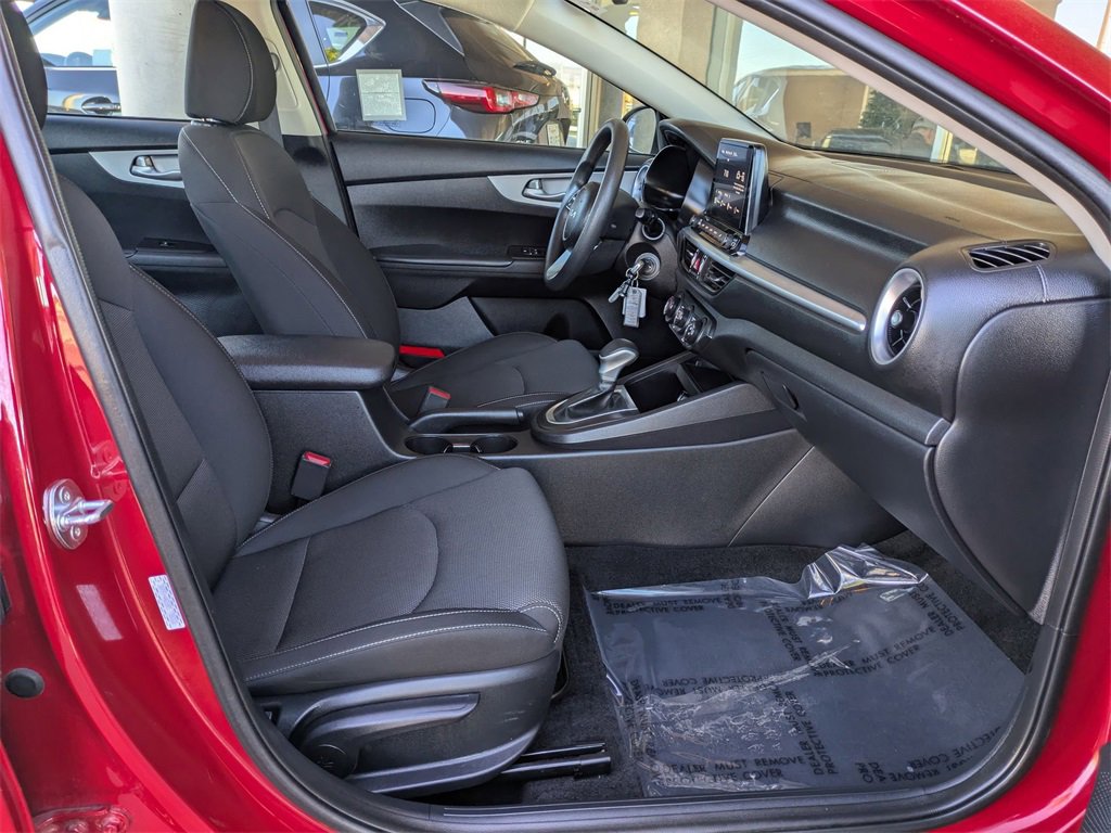 Used 2024 Kia Forte LXS image 32